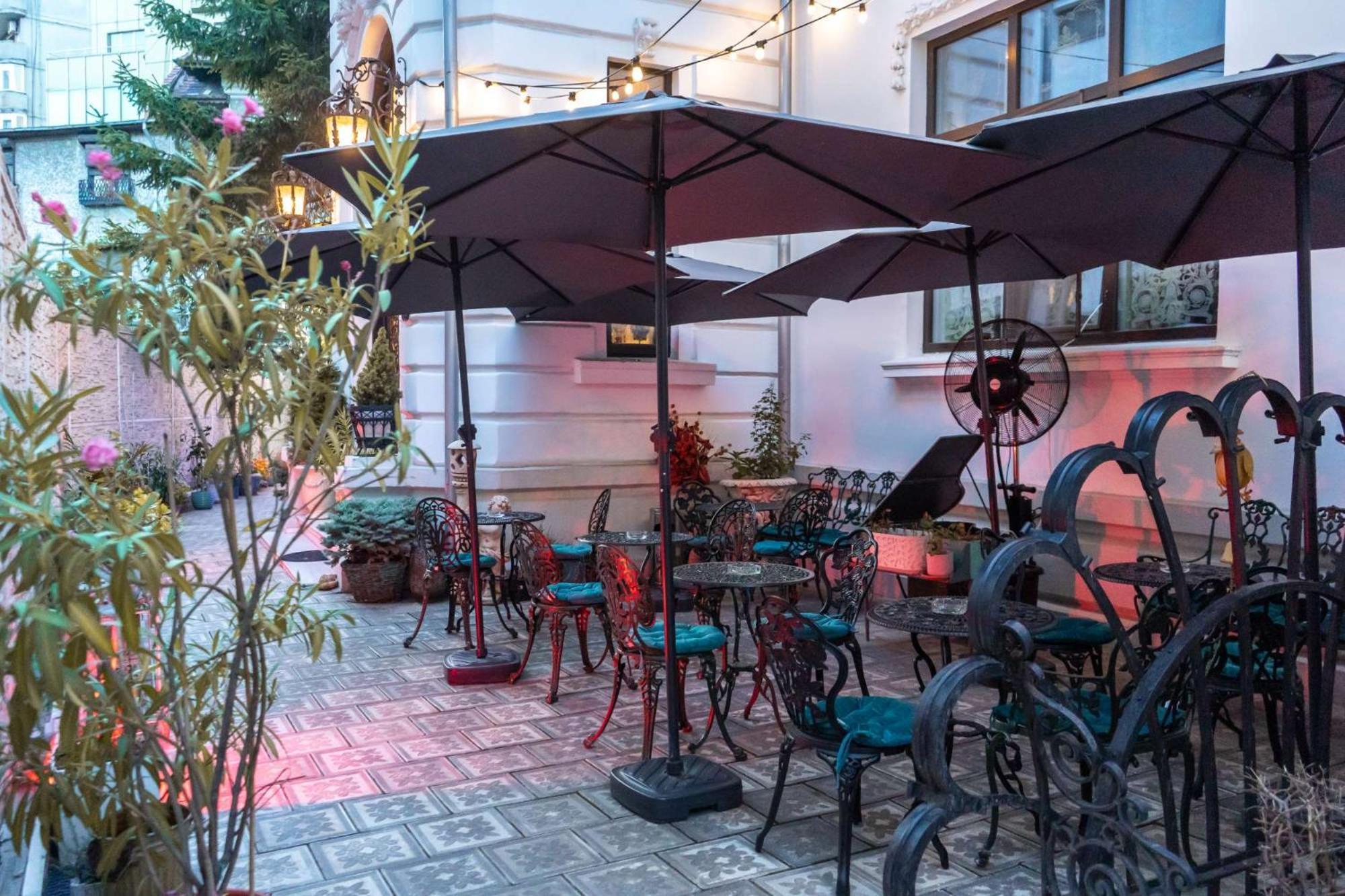 Conacul Coroanei Luxury Boutique Hotel บูคาเรสต์ ภายนอก รูปภาพ